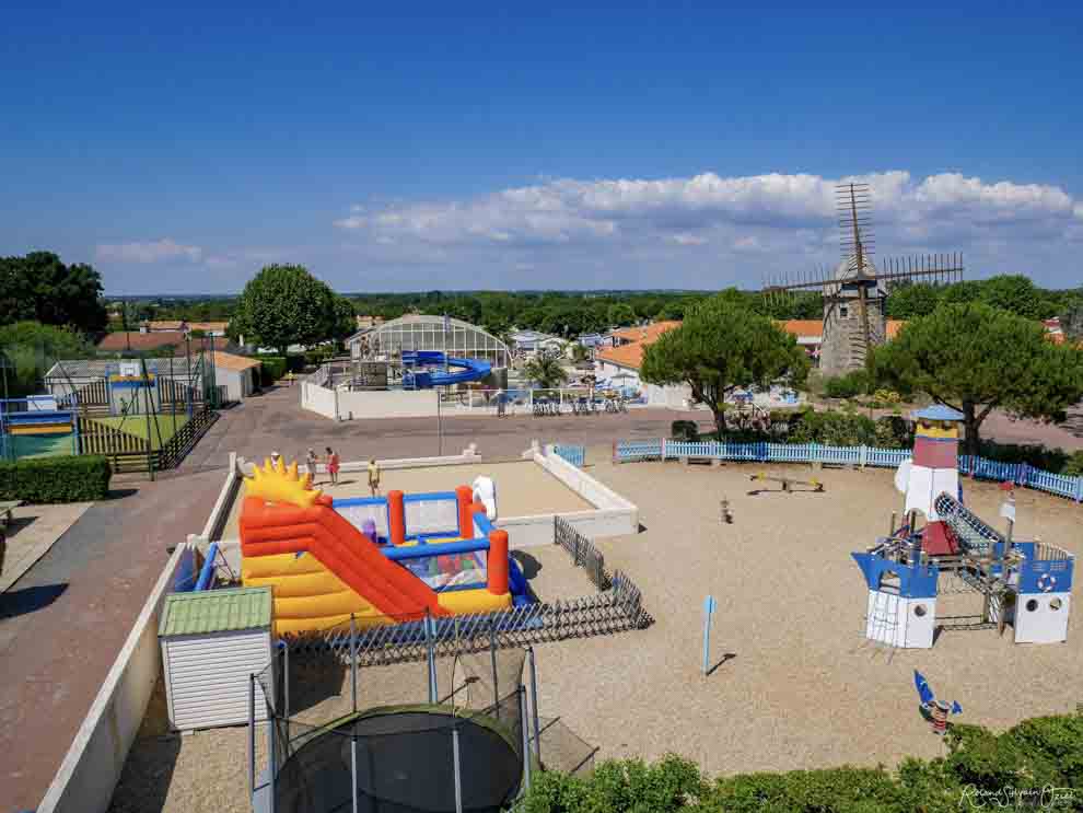 Photographie aérienne du camping par photographe  professionnel