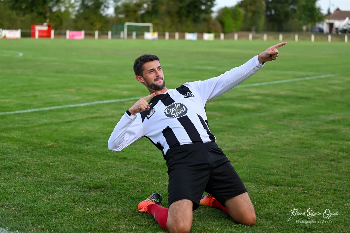 Footballeur pris en photo