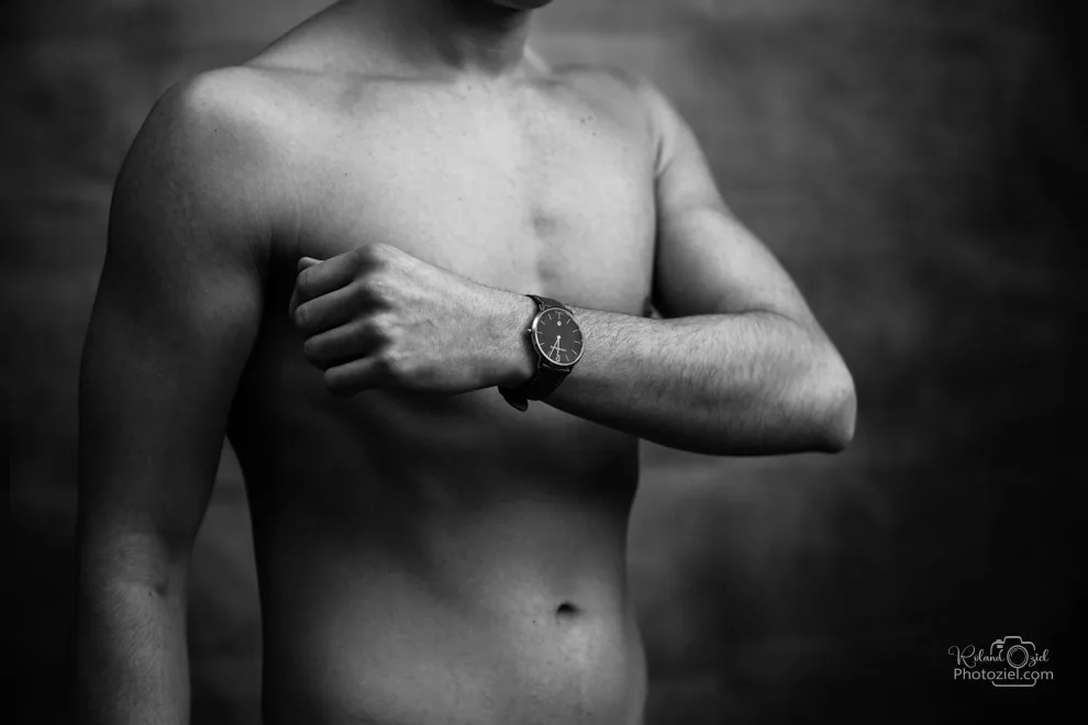 Shooting photo jeune homme nu