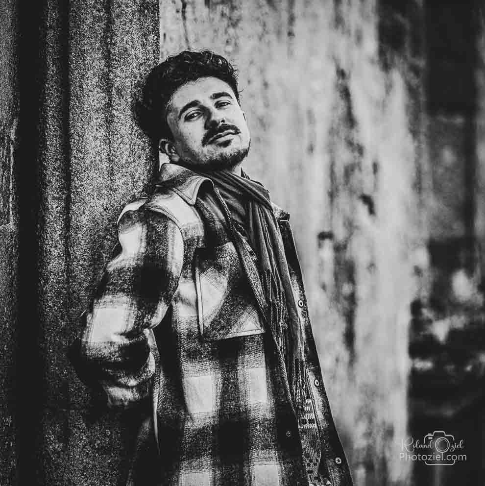 Shooting photo homme en noir et blanc