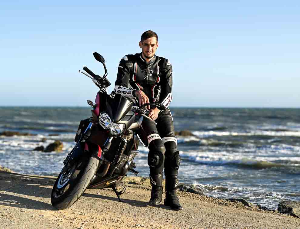 Shootting photo moto en bord ed mer