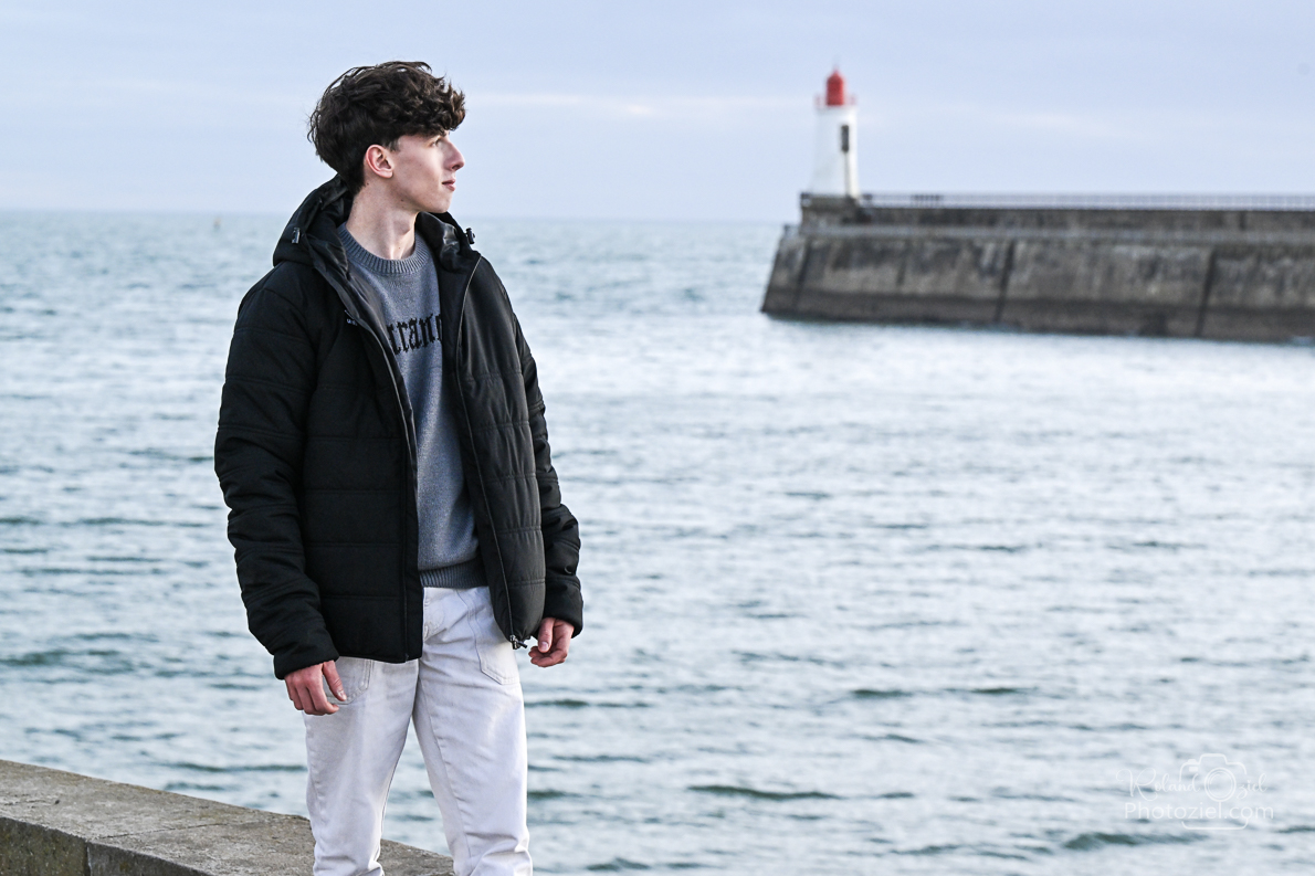 Shooting photo aux sables d&apos;olonne devant le phare